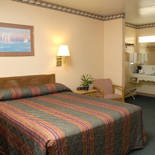 Lake Logan Inn Bagian luar foto